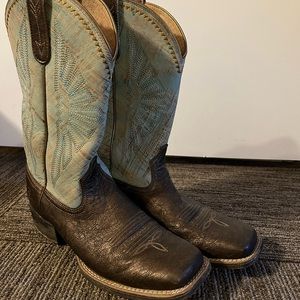 Women’s Ariat Boots Size 9
